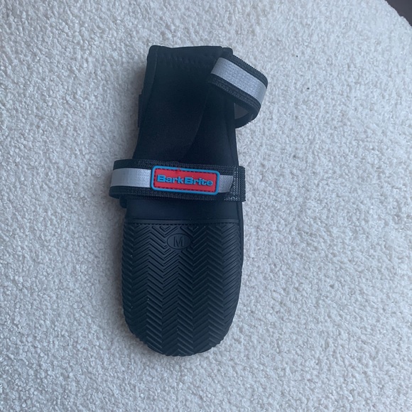 Barkbrite all weather neoprene dog boots -4 - Picture 3 of 4